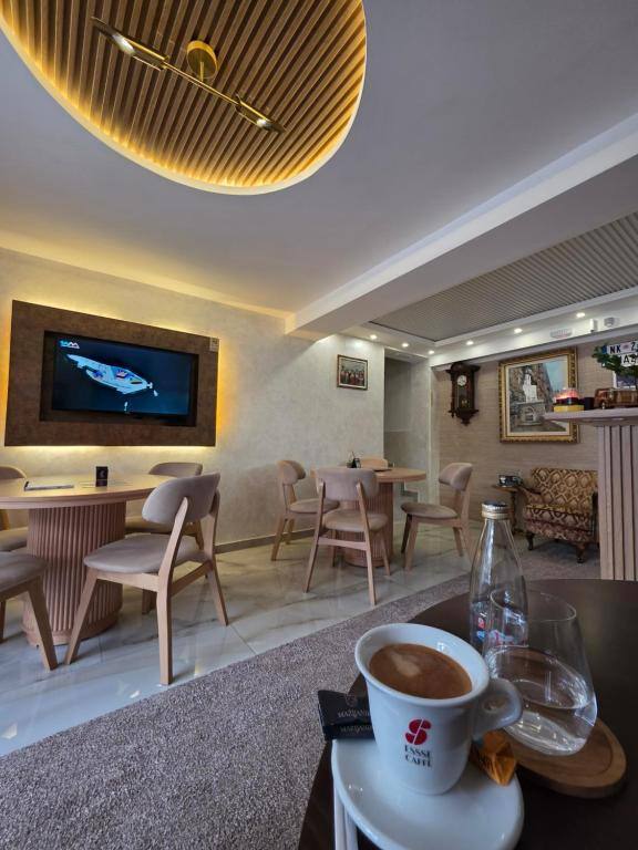 Breakfast lounge at Hotel Mažijanik
